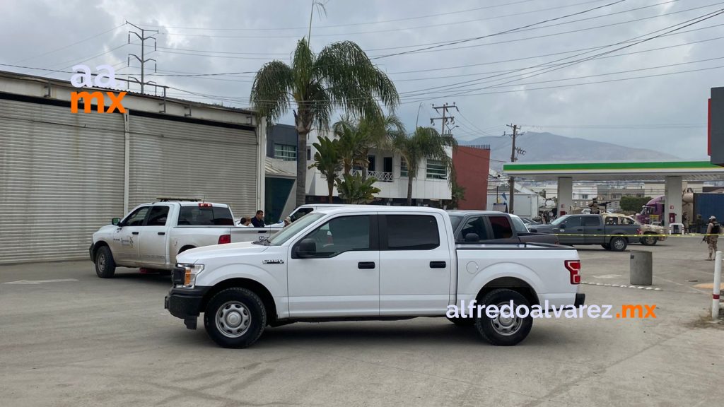 Abandonan-siete-cadaveres-caja-un-pick-up