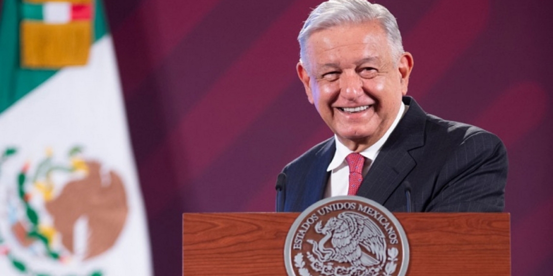 AMLO anuncia nuevo tendido de líneas de energía eléctrica hacia Tijuana