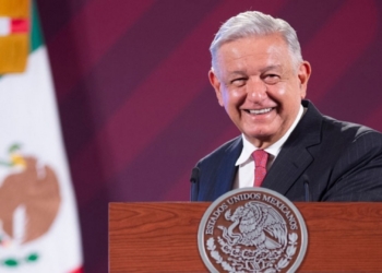 AMLO anuncia nuevo tendido de líneas de energía eléctrica hacia Tijuana