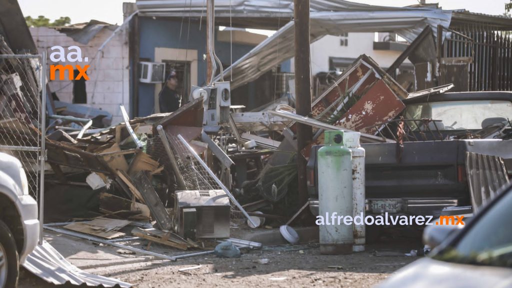 Fuerte-explosion-acaba con 15 viviendas en Mexicali