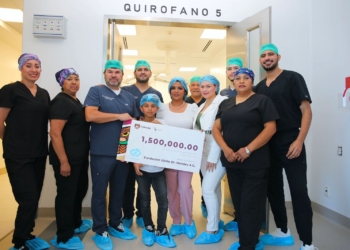 Alcaldesa entrega 1.5 mdp a Fundación Visión Dr. Méndez