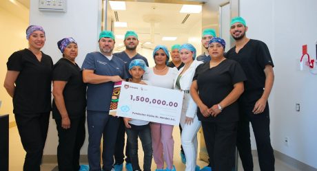 Alcaldesa entrega 1.5 mdp a Fundación Visión Dr. Méndez