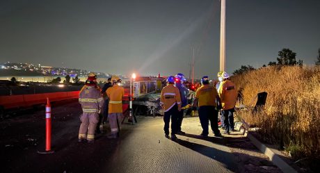 Hombre muere tras perder el control de su auto en la Vía Rápida