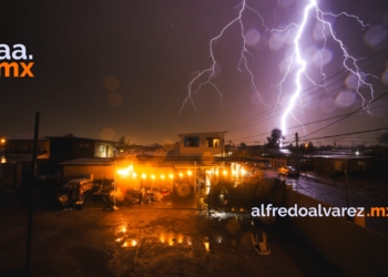 Tormenta eléctrica deja varios daños en Mexicali