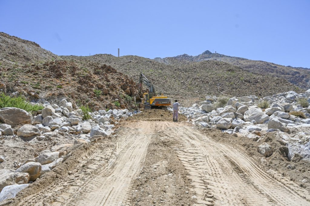 Trabajan-reparacion-danos-acceso-acueducto-Rio-Colorado-Tijuana