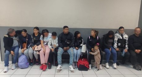 Rescatan a 17 migrantes en Mexicali y detienen a tres presuntos polleros
