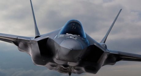 Localizan restos de un caza F-35 que sufrió un accidente