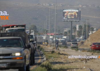 Dejan bolsas con restos humanos en carretera libre Tijuana Tecate