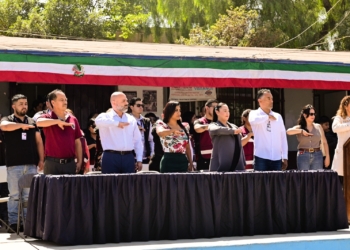 Montserrat Caballero puso en marcha el Escuela informada, Escuela segura en Secundaria 78