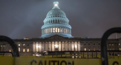 Cierre de gobierno en Estados Unidos alarma a fronterizos