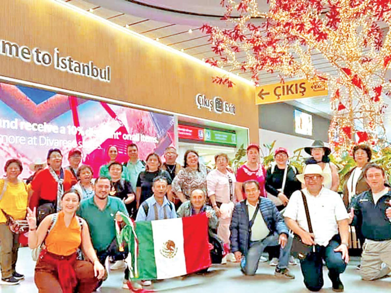 Turistas mexicanos atrapados en Israel