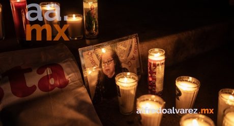 Periodistas realizan vigilia en memoria de Lourdes Maldonado