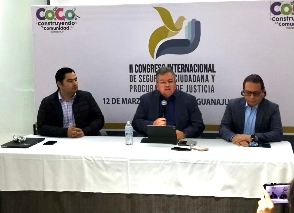 Alberto-Capella-presenta-II-Congreso-Internacional-Seguridad-Ciudadana-Leon-Guanajuato
