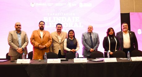 Servidores públicos del Ayuntamiento de Tijuana se capacitan en materia electoral