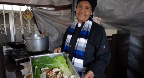 Doña Esther conmemora el Día de la Mujer con Cocina Calientita
