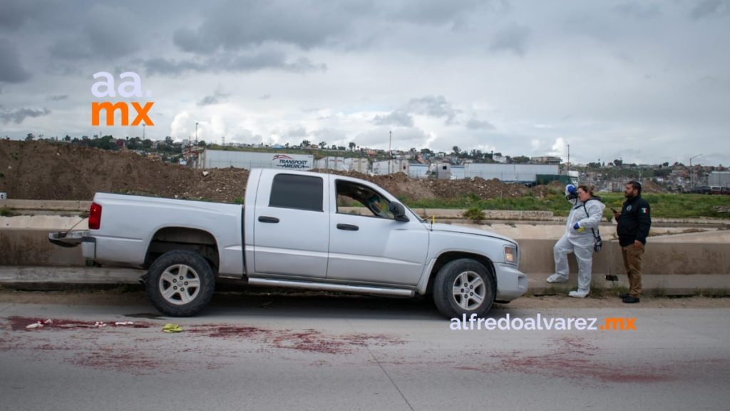 Balean a hombre en Vía Rápida Alamar y choca con muro