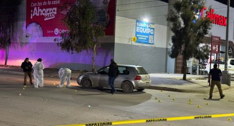 De 15 balazos asesinaron a un hombre en estacionamiento del Calimax