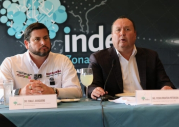 Ismael Burgueño expone propuestas de gobierno ante empresarios del sector maquilador