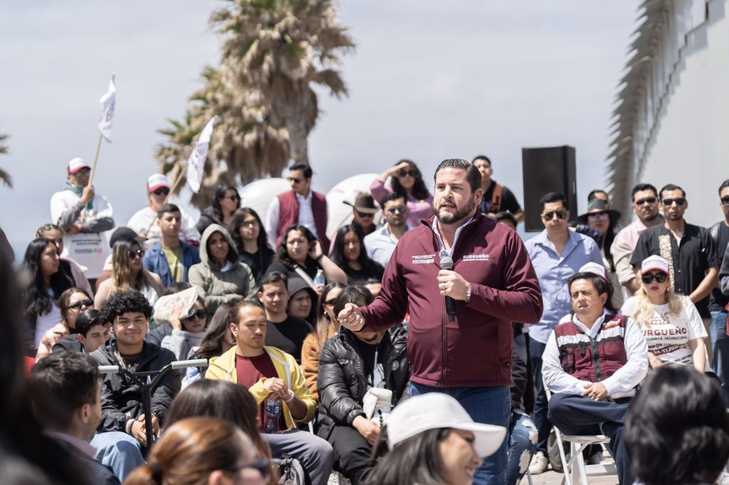 Tendremos-una-Tijuana-que-cumpla-los-suenos-los-jovenes-Ismael-Burgueno