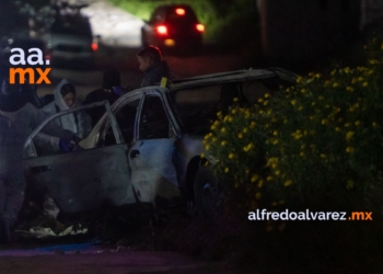 Incendian auto con un cadáver en la cajuela