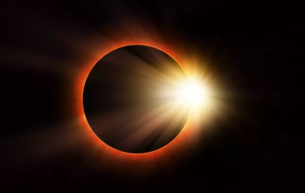 Suspenderan-clases-turno-matutino-BC-por-eclipse-solar