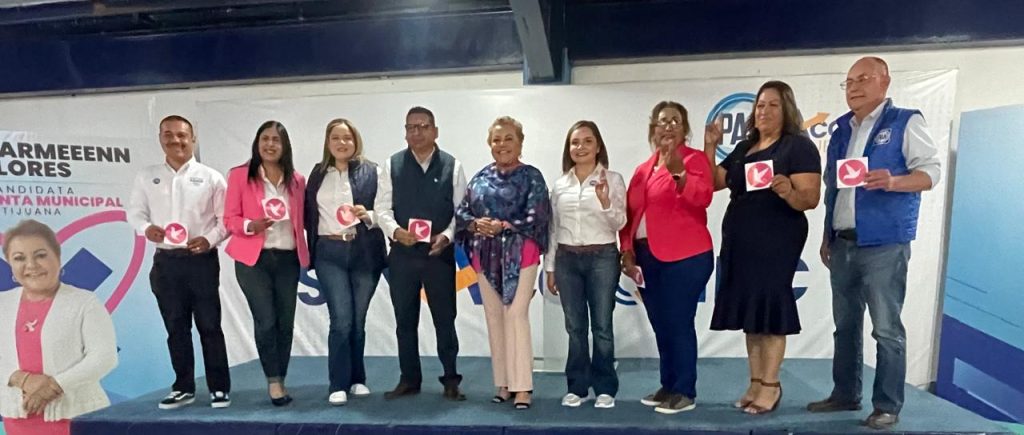 Maricarmeeen-Flores-presenta-su-planilla-municipal