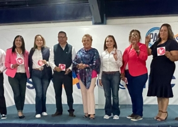 Maricarmeeen Flores presenta su planilla municipal