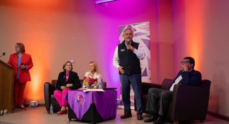Gustavo Sánchez se compromete a impulsar programas de apoyo a mujeres