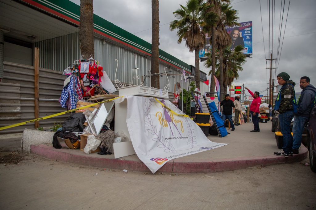 Pareja muere calcinada tras incendio de cuartería