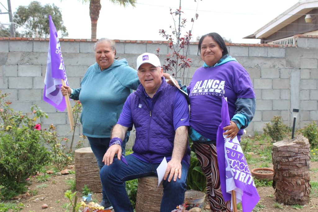 En-el-camino-Palacio-Municipal-nadie-detiene-Miguel-angel-Badiola