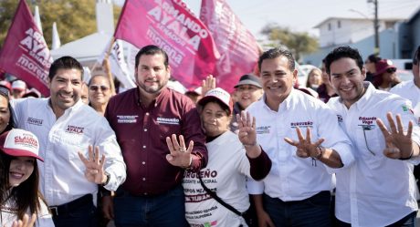 Candidato de Morena recorre sobrerruedas del Mariano Matamoros