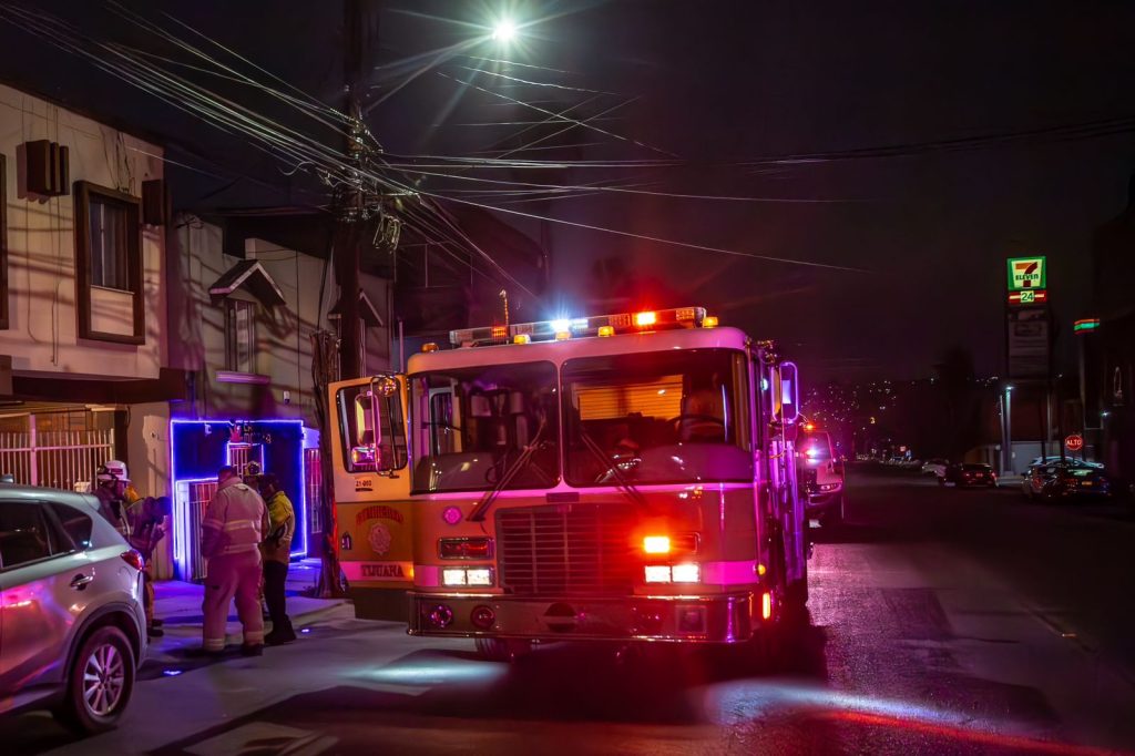 Nuevamente lanzan ataque contra una Smoke Shop en Tijuana