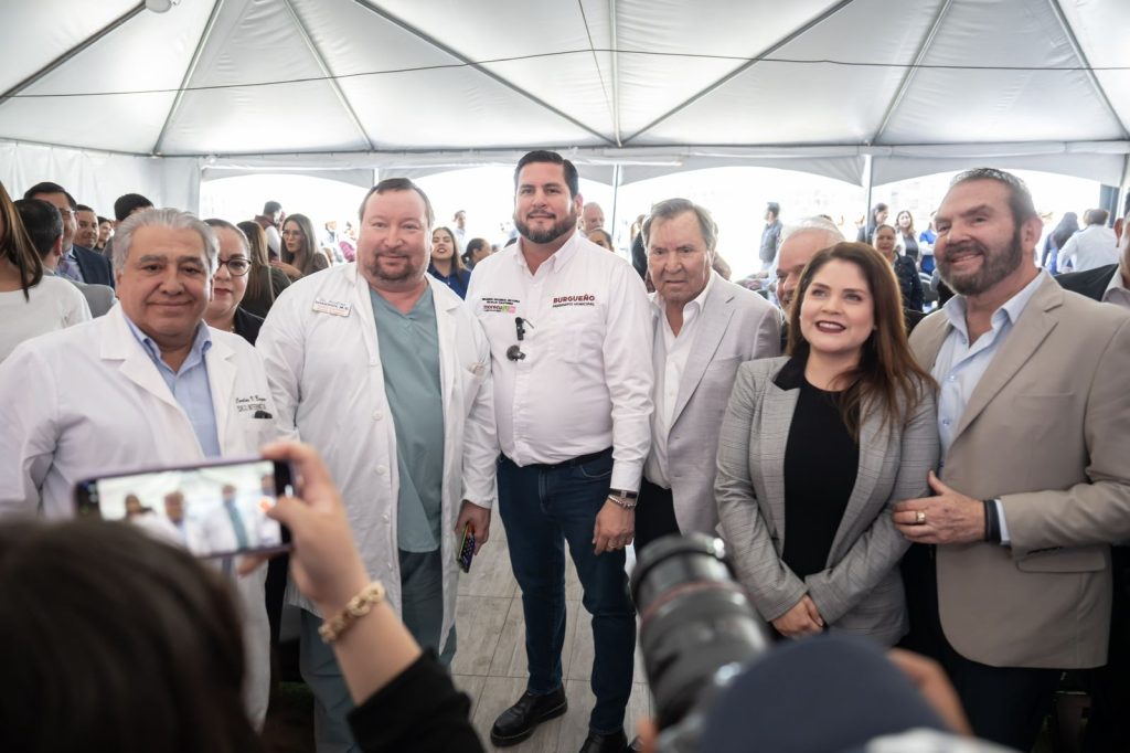 Ismael-Burgueno-refrenda-apoyo-gobierno-turismo-medico