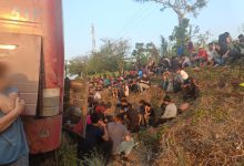 Auxilian-407-migrantes-abandonados-tres-autobuses-Veracruz
