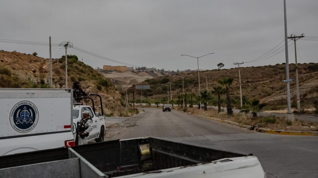 Localizan-cuerpo-segundo-acceso-Playas-de-Tijuana