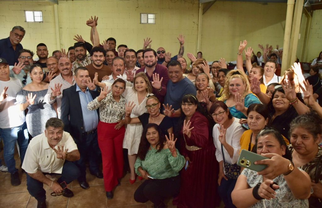 Realiza-Ismael-BurgueNo -diversas-reuniones-lideres-vecinos-agradecer-su-apoyo