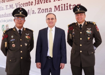 Gobernador Durazo encabeza toma de protesta del nuevo comandante de la Cuarta Zona Militar