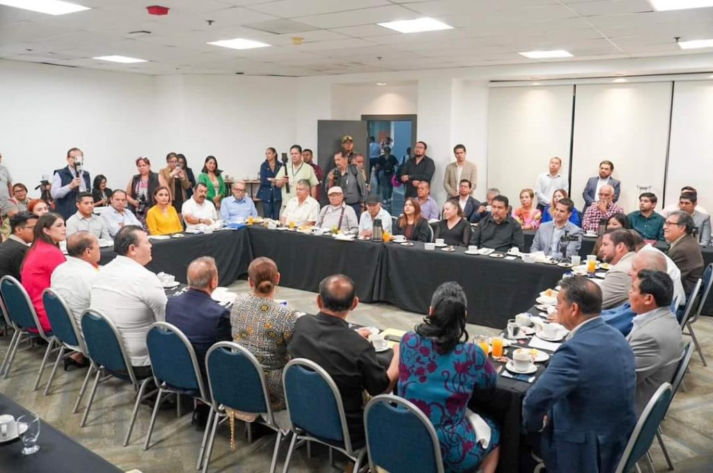 Alcalde electo de Tijuana reafirma compromisos y planes para el desarrollo del municipio en reunión con Grupo Político Tijuana