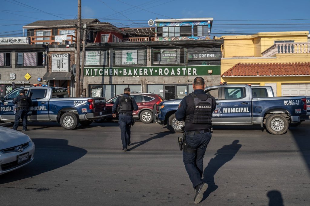 Atacan-Smoke-Shop-en-Playas-de-Tijuana