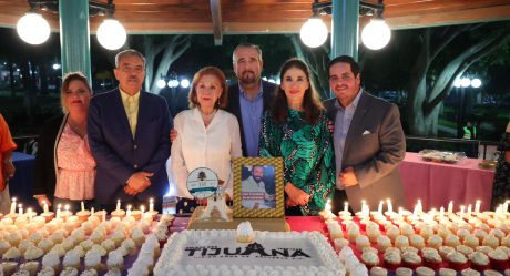 Festejan a Tijuana con las mañanitas por su 135 aniversario