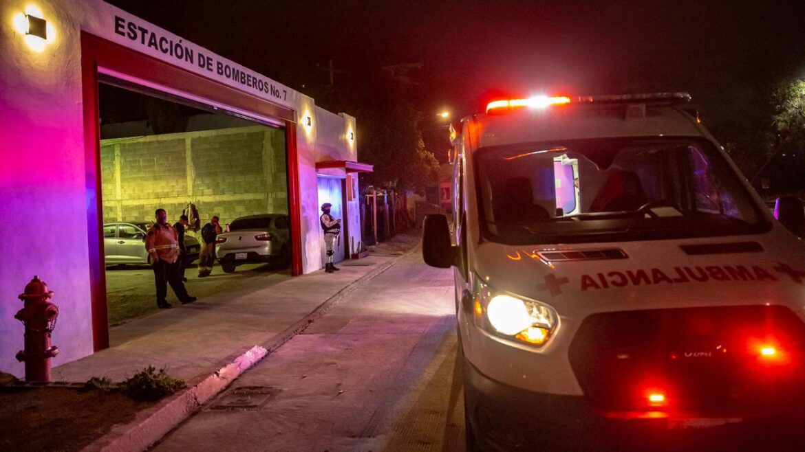 Atacan a balazos a un hombre y lo llevan a estación de Bomberos
