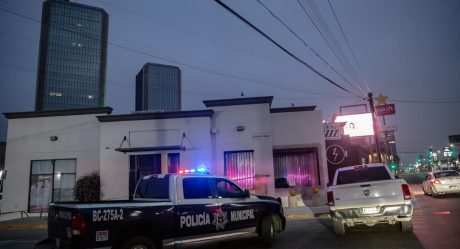 Hombre muere en riña afuera el bar Reyes