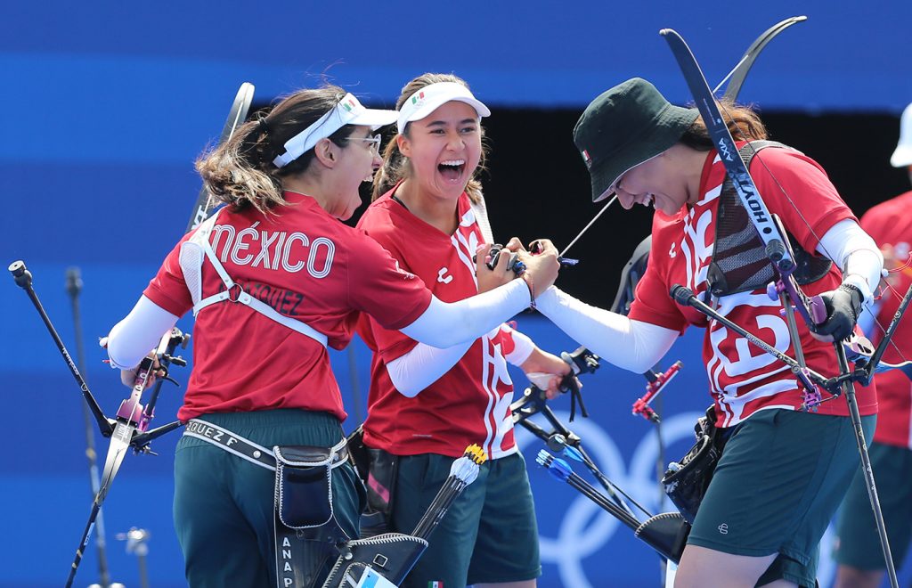 Mexico-obtiene-primera-medalla-olimpica-prueba-equipos-tiro-con-arco