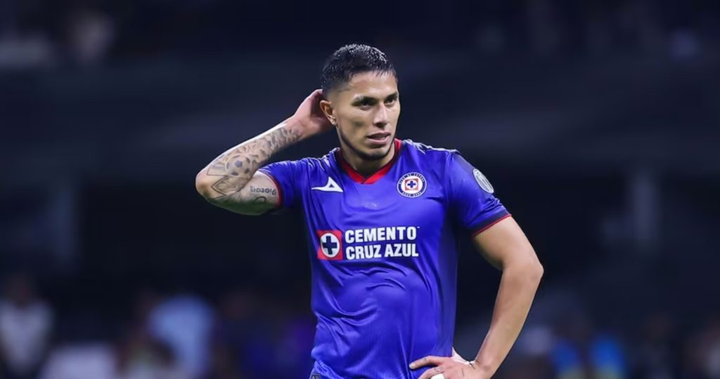 Carlos-Salcedo-queda-fuera-Cruz-Azul