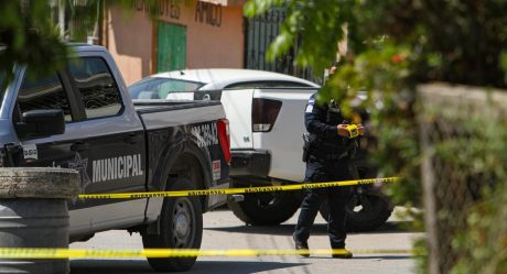 Tras persecución, joven es asesinado en el patio de su casa