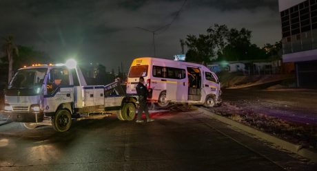 Taxista choca en la Vía Rápida; estaba fuera de servicio