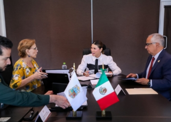 Gobernadora firma convenio con IMSS para dotar de seguridad social a policías de Tecate y San Felipe