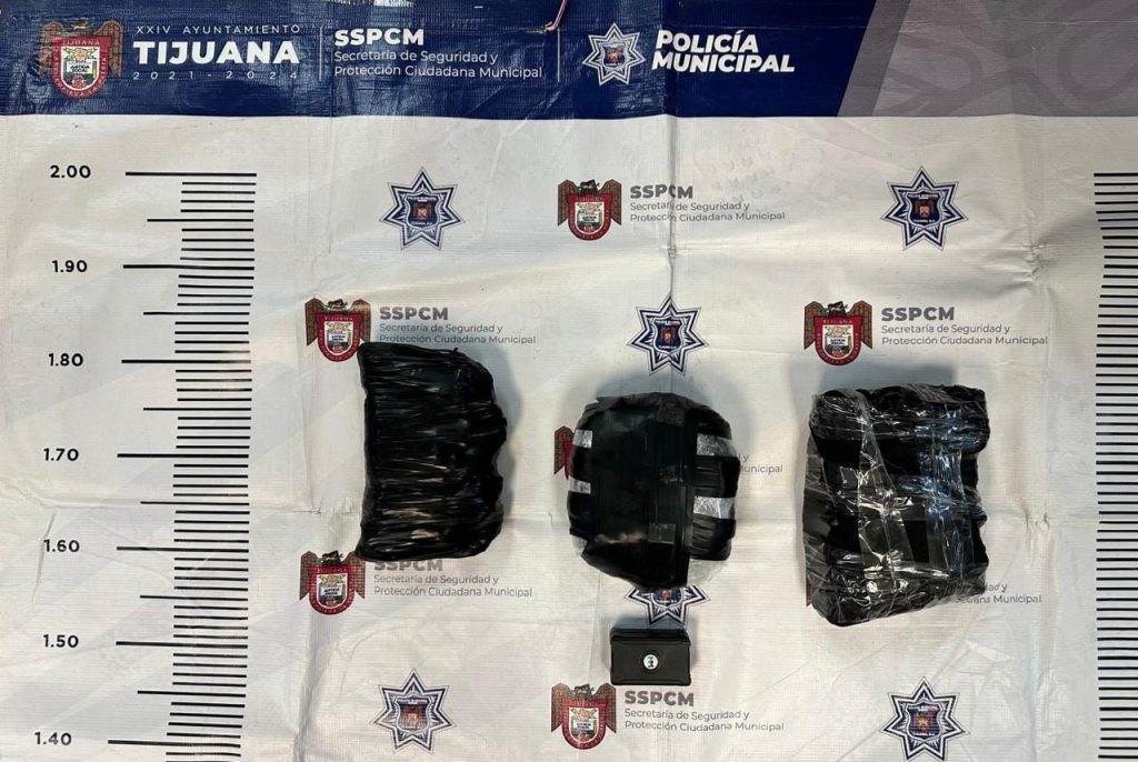 Policía municipal decomisa casi cuatro kilos de "cristal" en caso de "mula ciega"