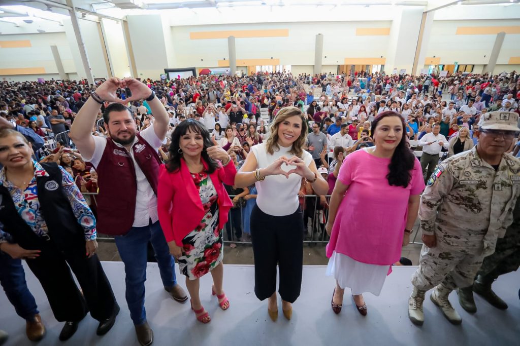 Gobernadora-Marina-del-Pilar-reafirma-bienestar-bajacalifornianos-durante-feria-de-paz- desarme-voluntario