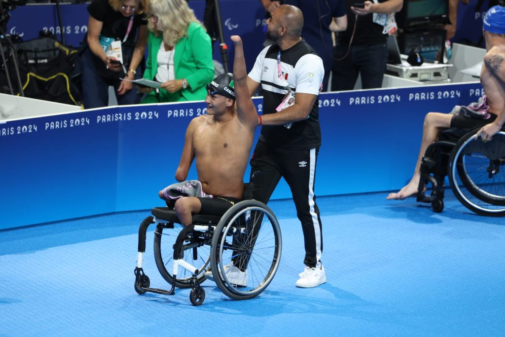 Ángel Camacho da a México segunda medalla en para natación de París 2024